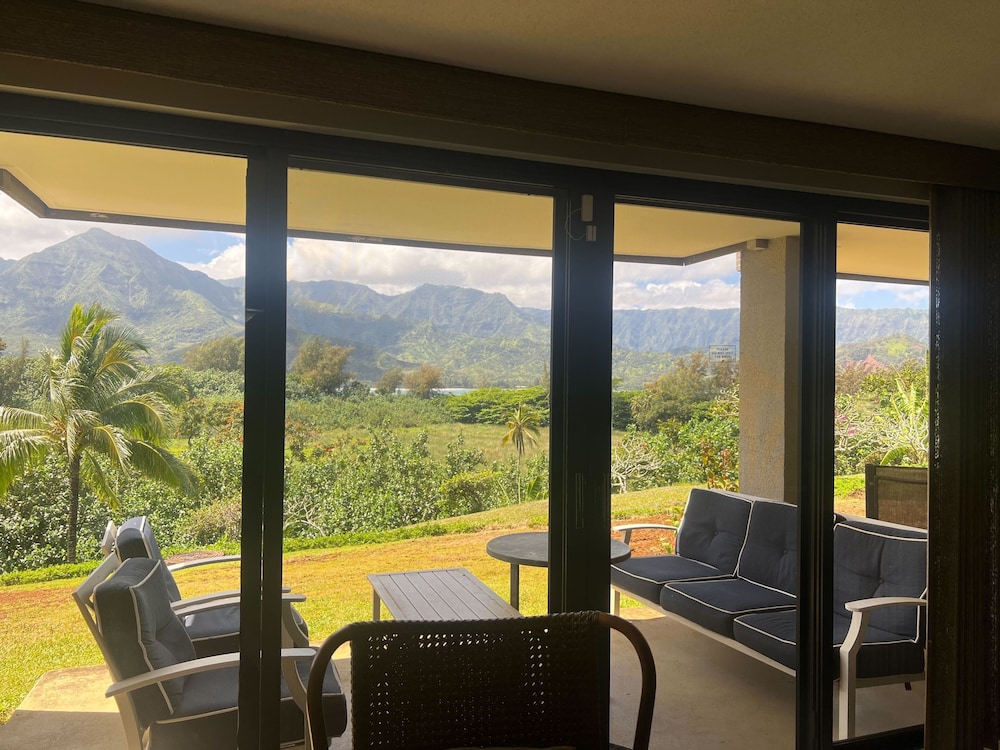 Hanalei Bay Resort 2 Bedroom Condo by RedAwning
