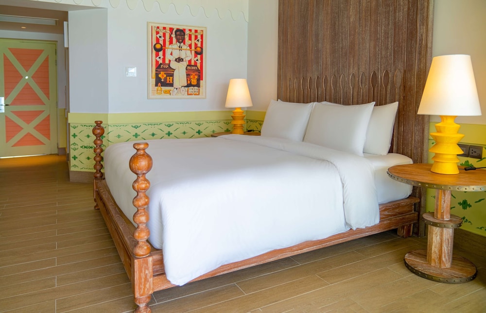 SAii Lagoon Maldives, Curio Collection By Hilton 23