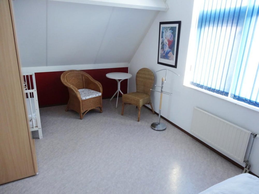 Bungalow in Breskens Near the Lighthouse view 5