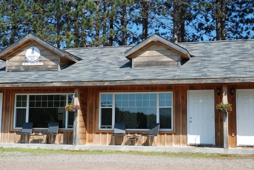 Barry's Bay Golf Resort
