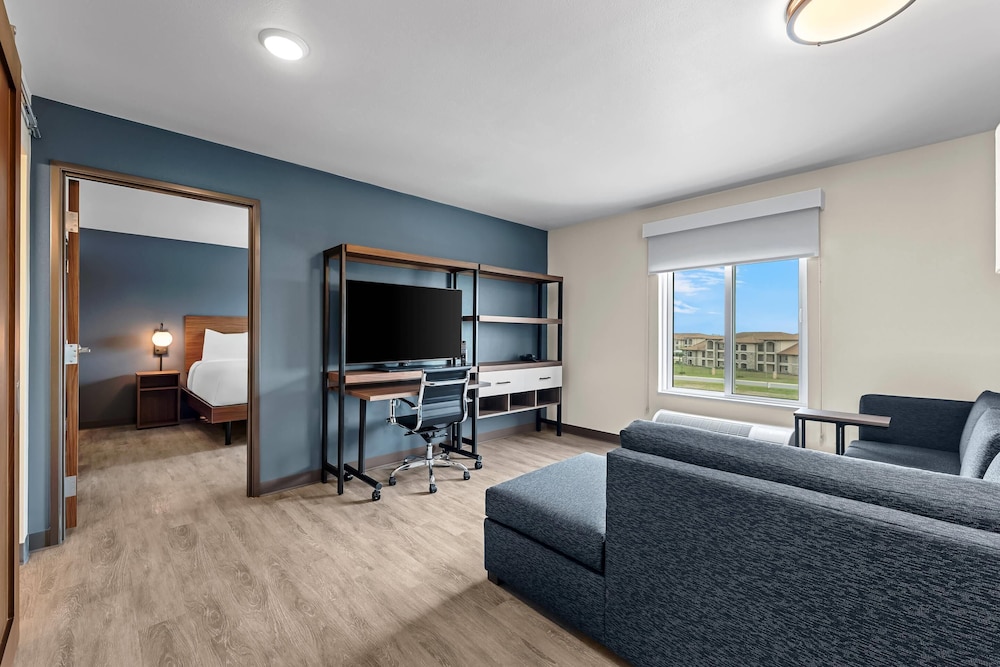 Everhome Suites Brownsville