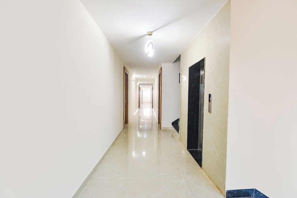 Fabhotel Sky I