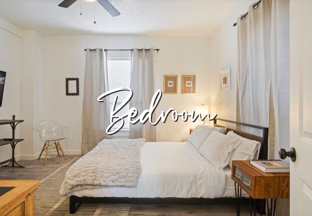 Cozy Plaza Hideaway Queen Bed Fast Wifi N40-1