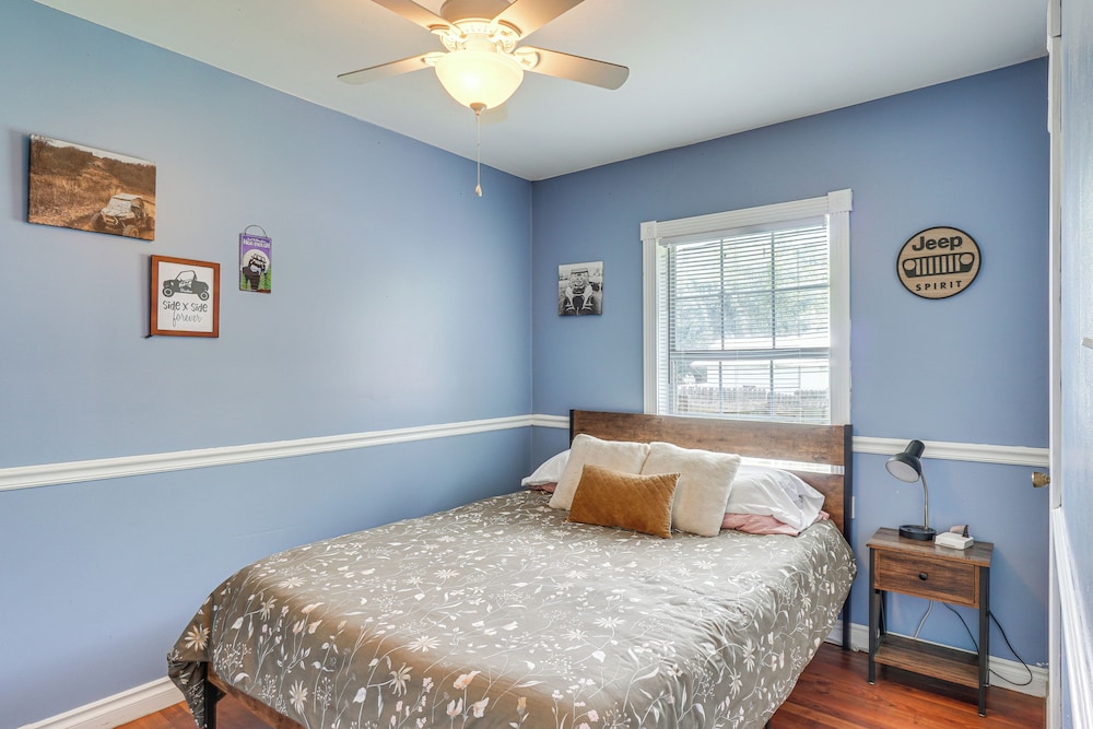 Hike, Fish & Ride: Pet-friendly Huntsville Home
