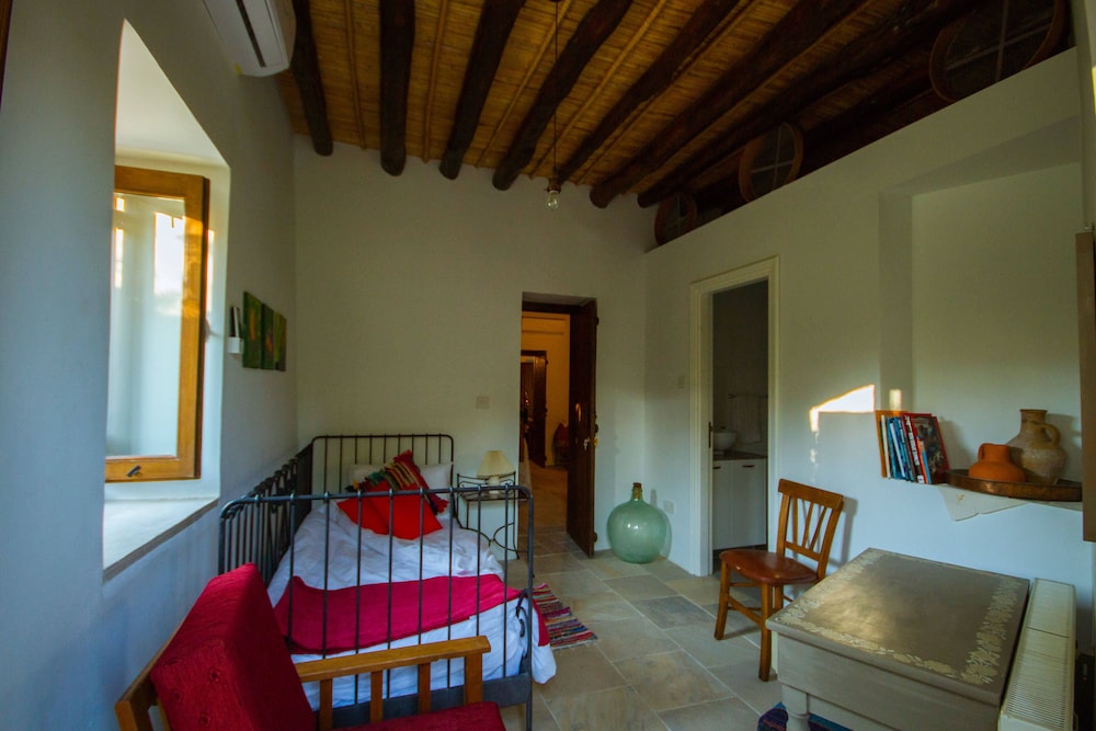 Estia Gaia Cottage view 2