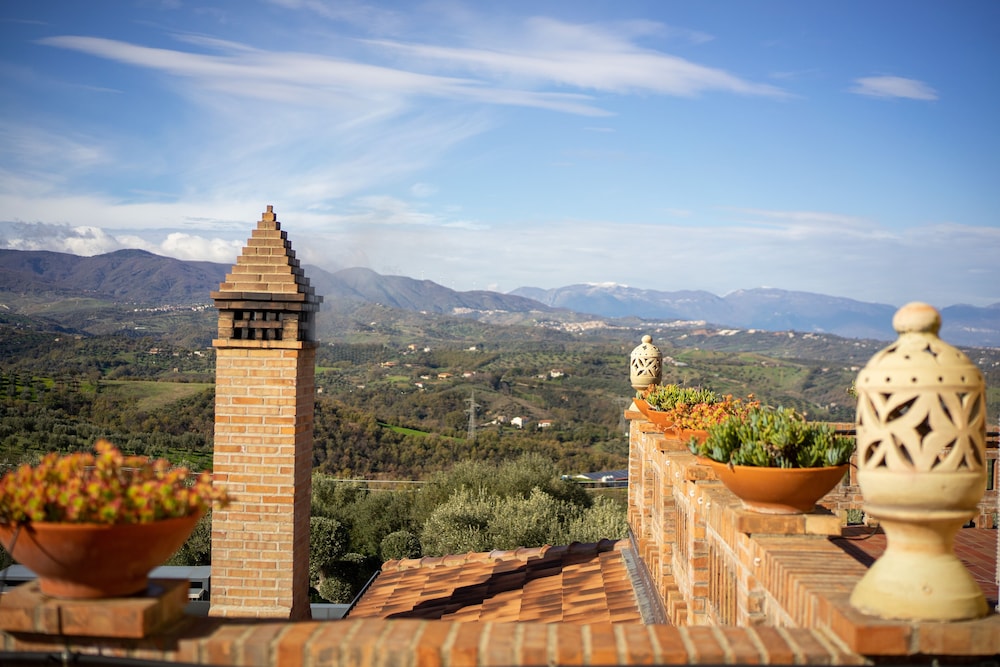 UNA HOTELS Tenuta Contessa Farm & SPA Cosenza