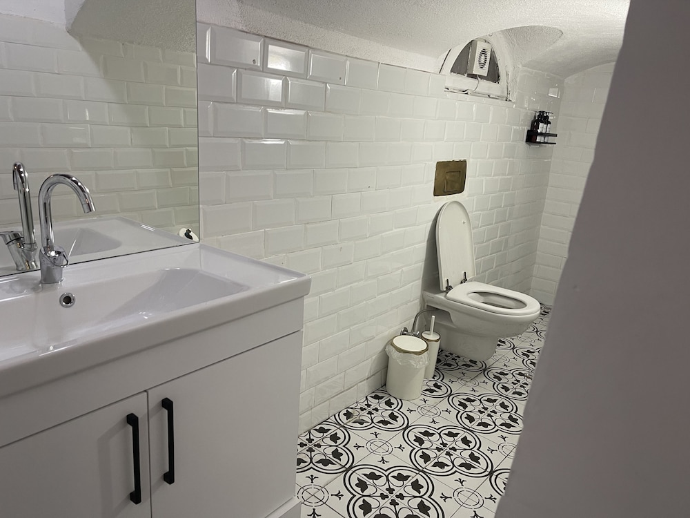 Moda Suit - Image 105