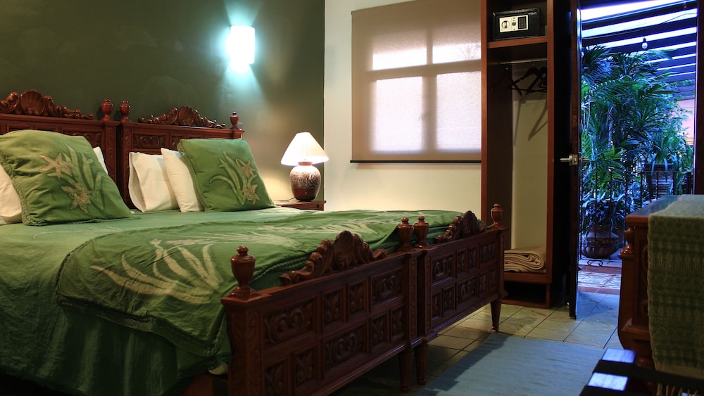 LA CASA B & B