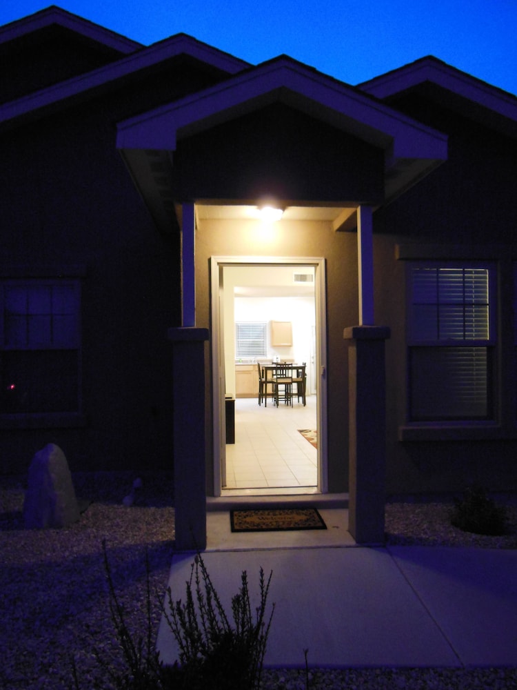 Desert Trails Luxury Suites