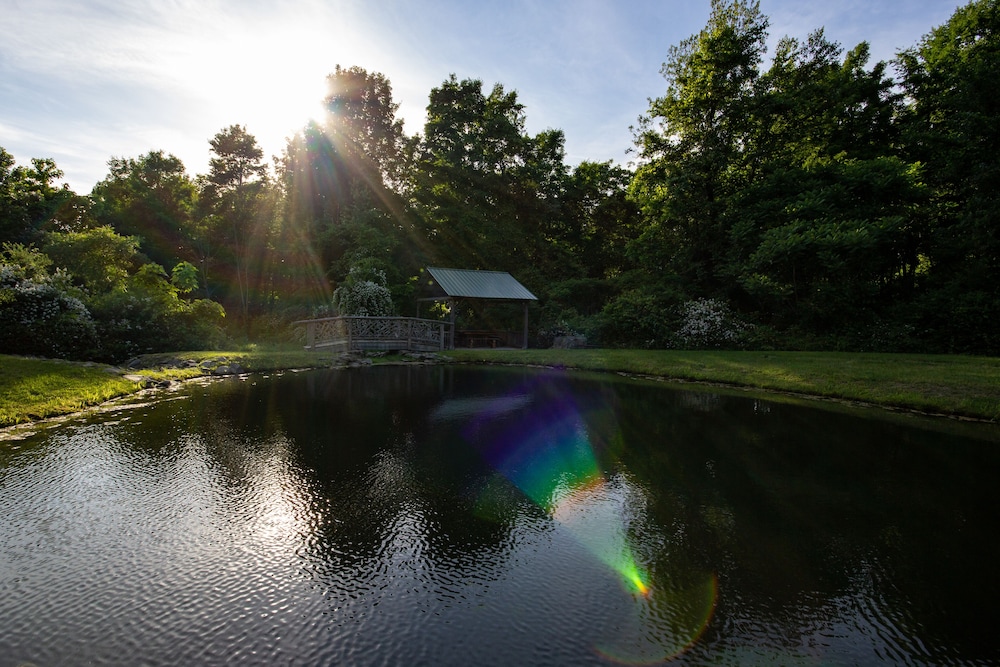Saint Huberts Lodge