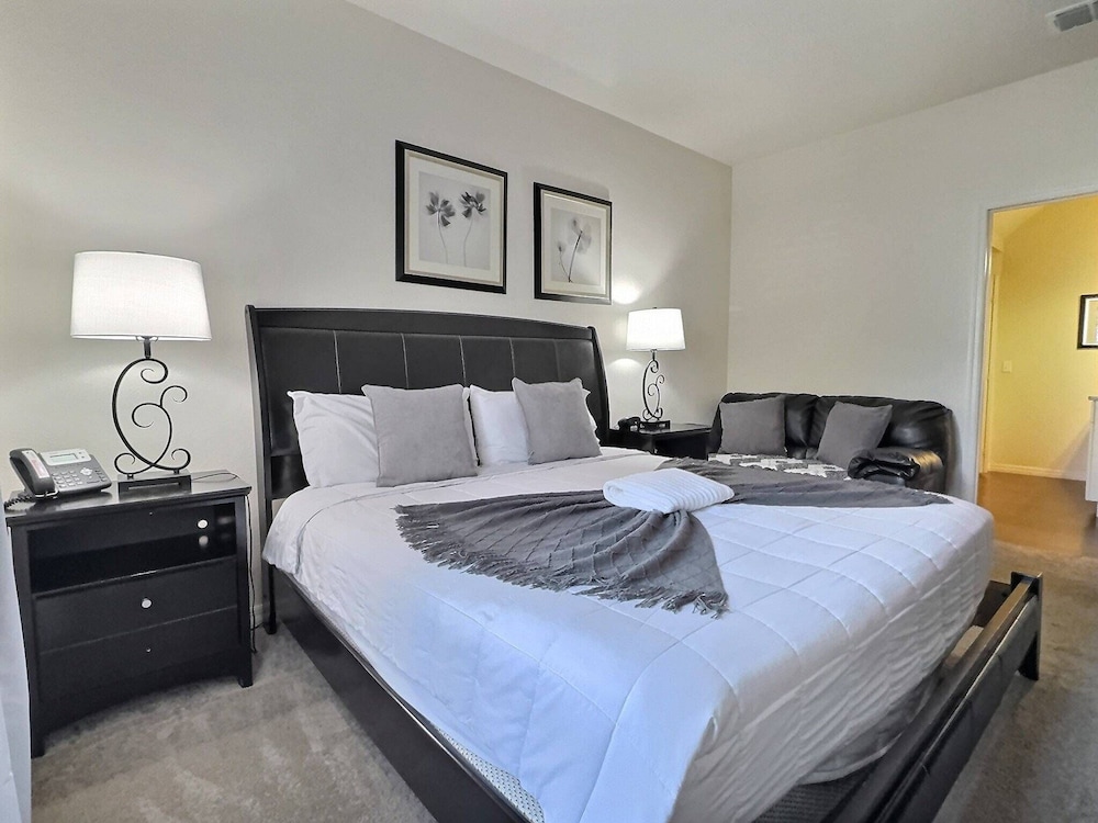 Lucaya 3BR Townhome 15min to Disney Gated
