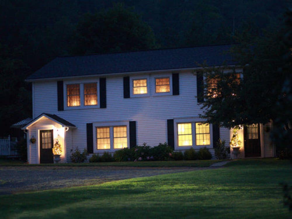 Filigree Inn Bed & Breakfast