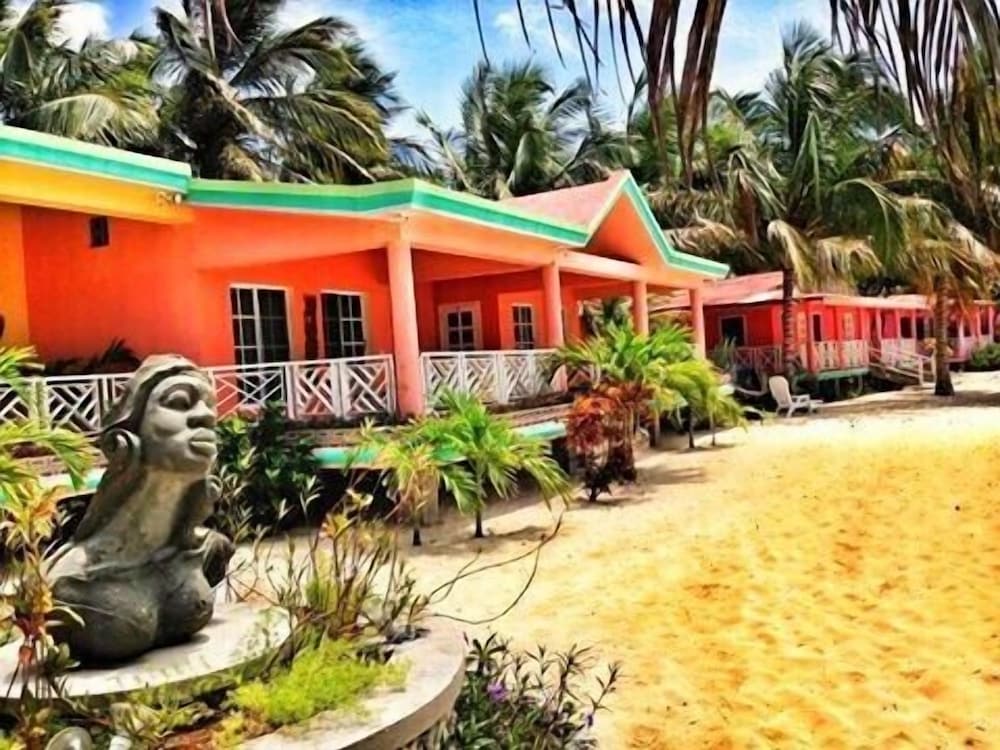 Abaka Bay Resort