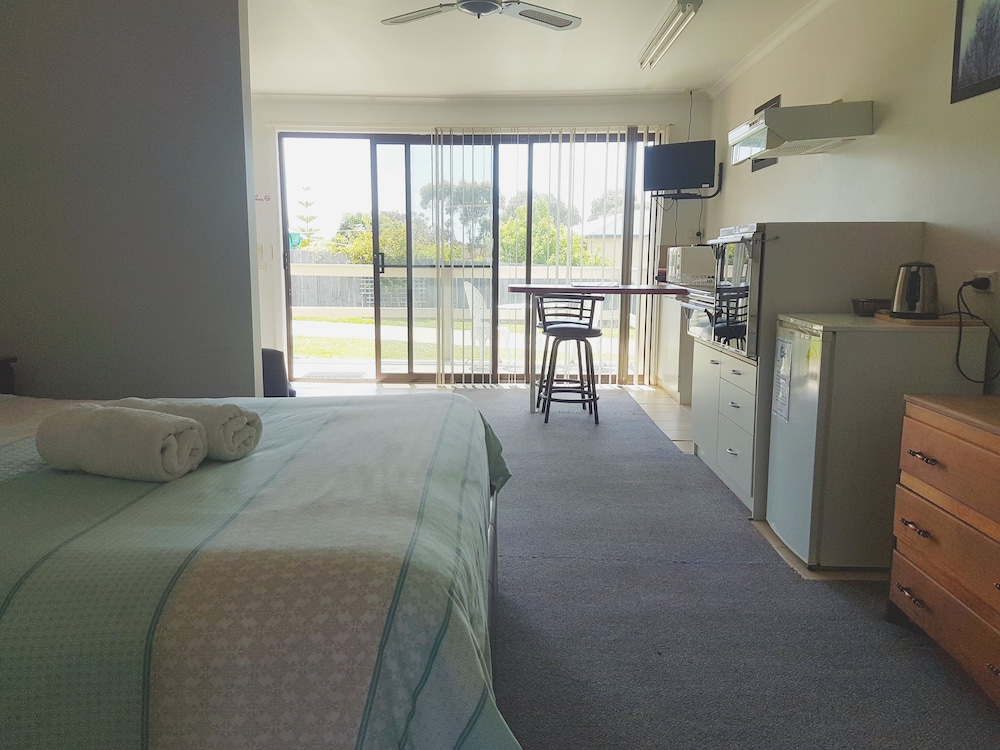 Carmens Inn