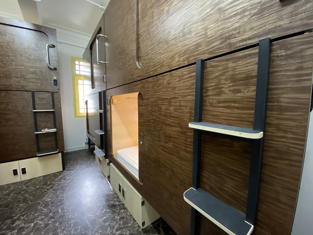 OSS Backpackers Hostel