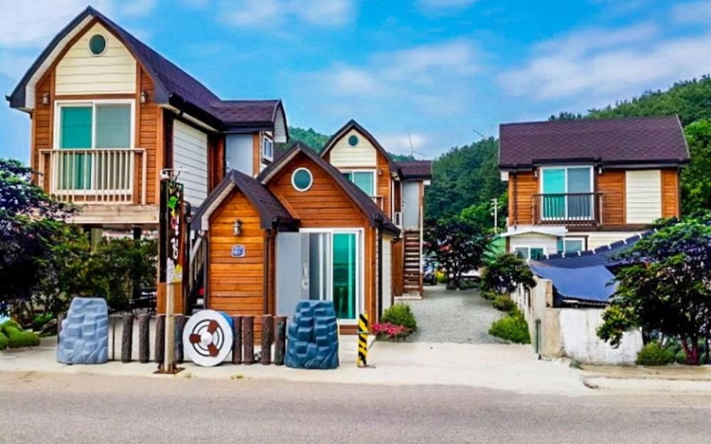 Yeongdeok Healing Ocean View Pension