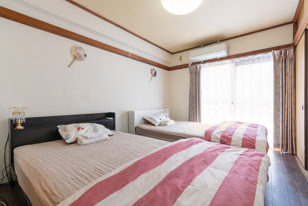 Otsuka Station Apartment Hotel