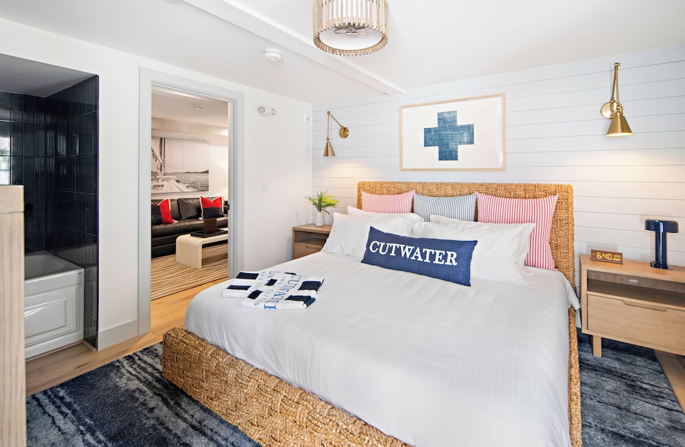 Cutwater Inn & Suites