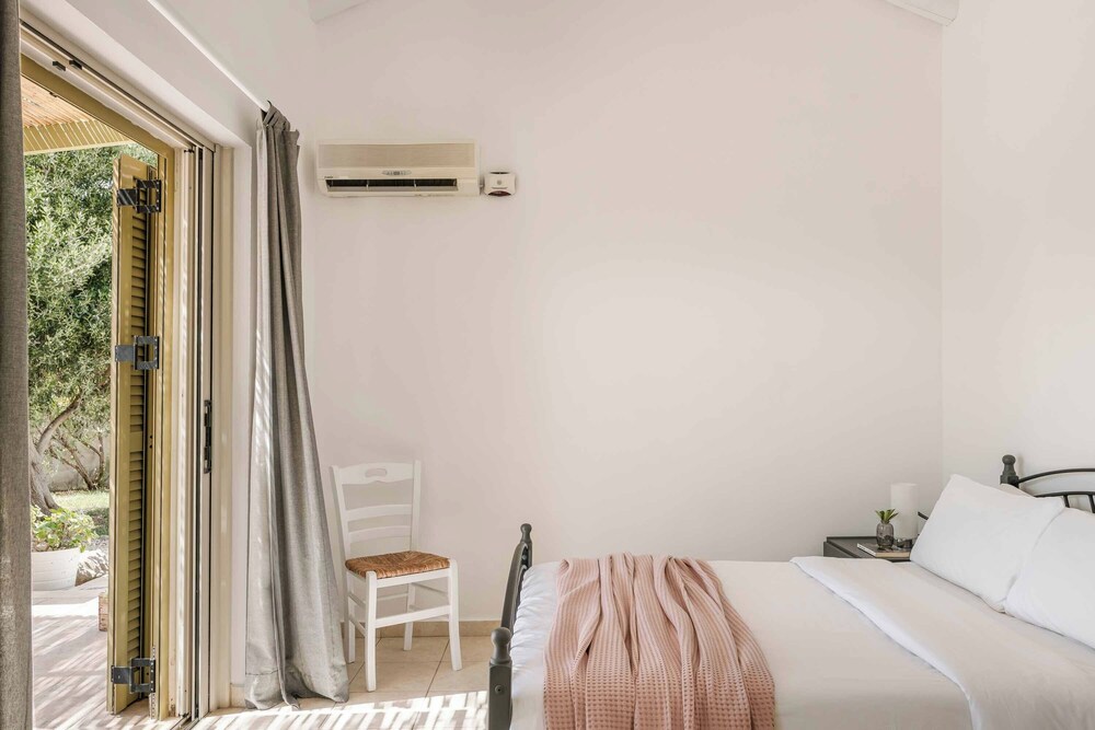 Caretta Beach Villa