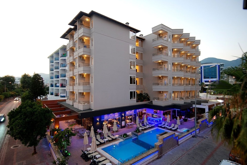 Hotel Hatipoglu Beach Hotel - Image 1