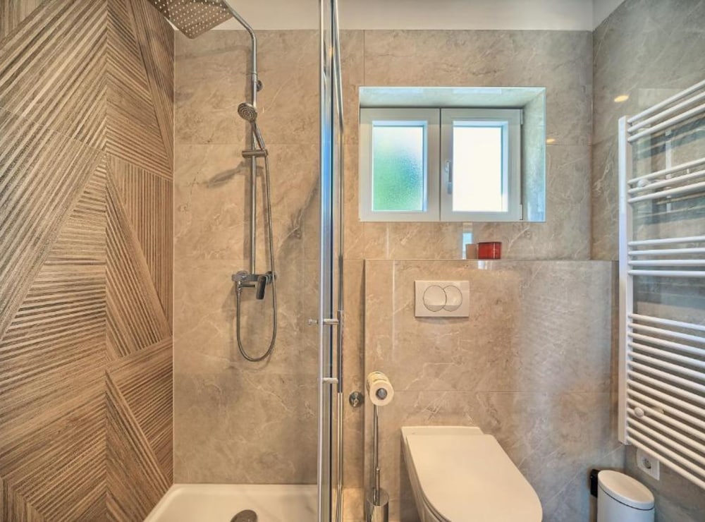 Apartment Aniva - 50 m From the sea