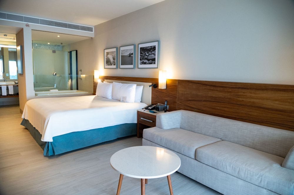 Emporio Cancun Optional All Inclusive