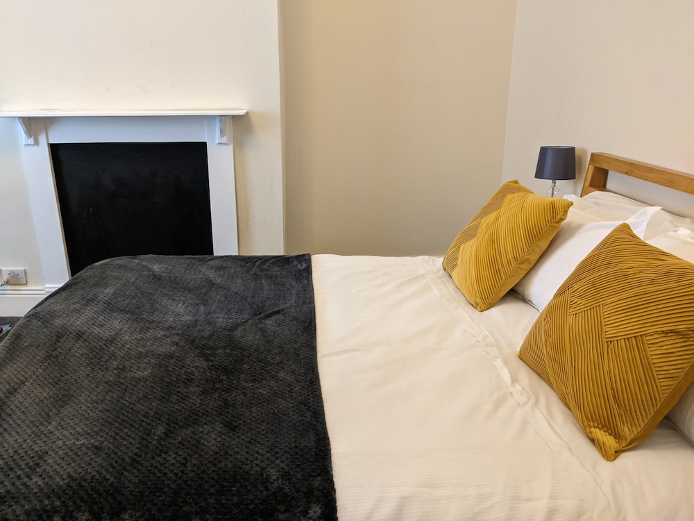 Ground floor apartment in North Shields view 4