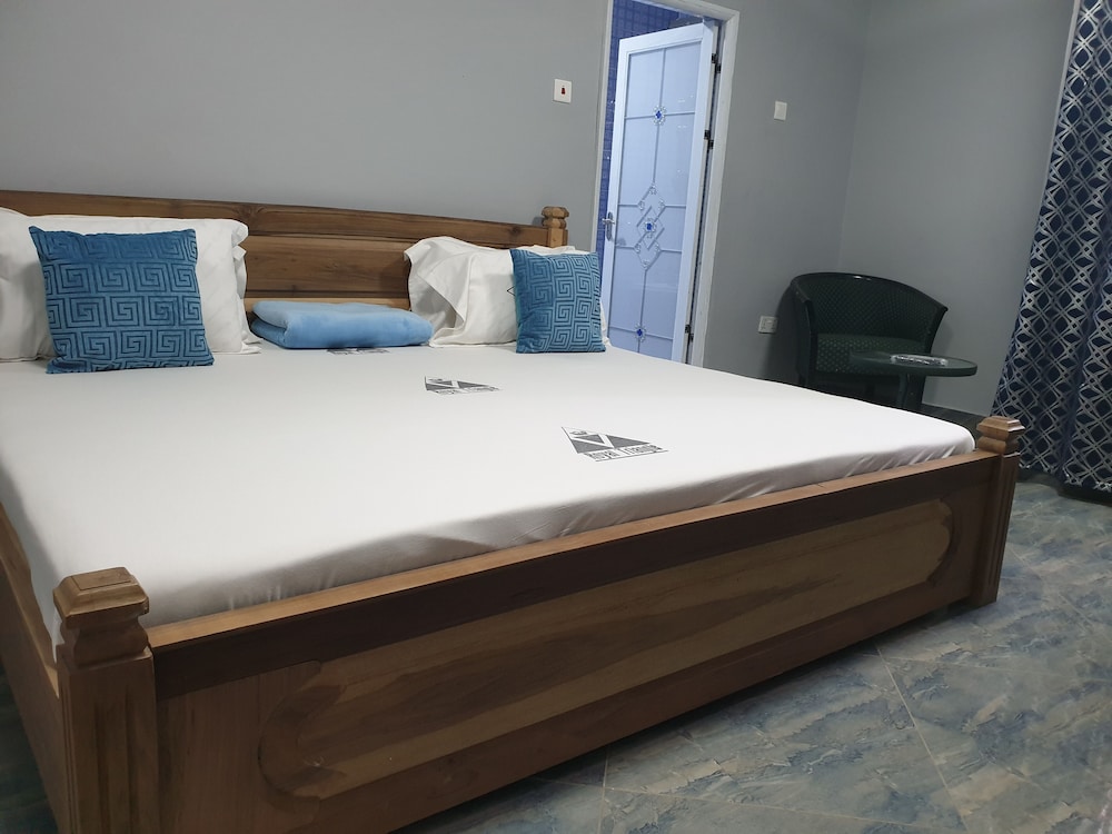 Royal Triangle Guest House