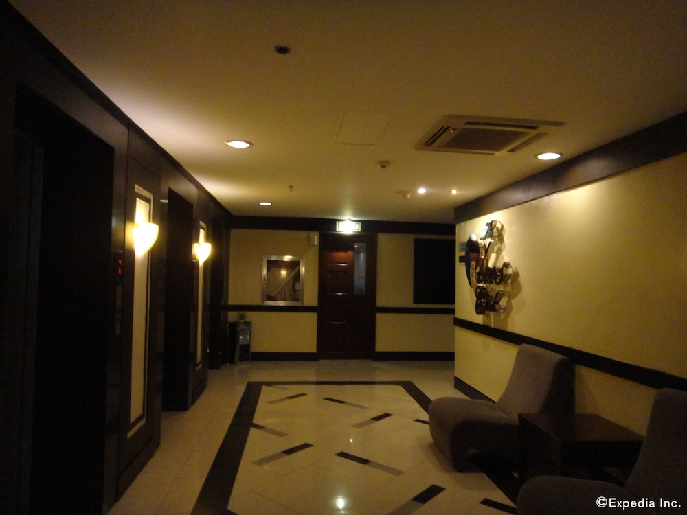 Cebu Vacations - Cebu Parklane International Hotel - Property Image 7