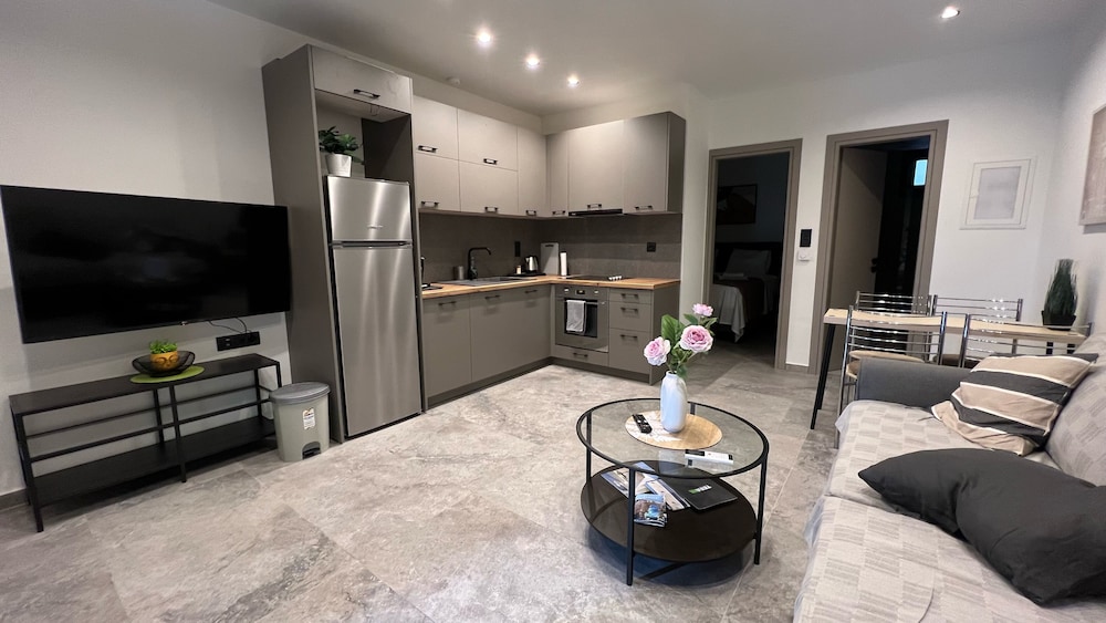Meliana Homes