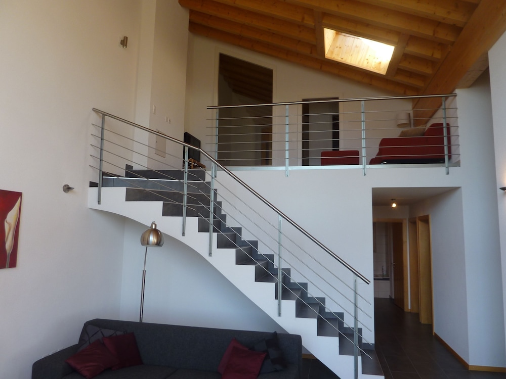 Appartement Loup-Blanc Est view 5