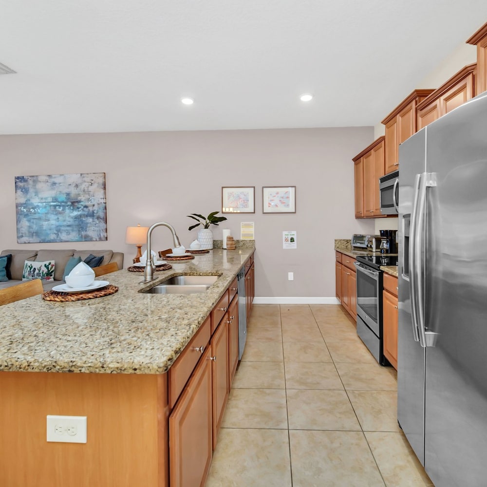 Lovely Family Home - 10min to Disney - Stl107