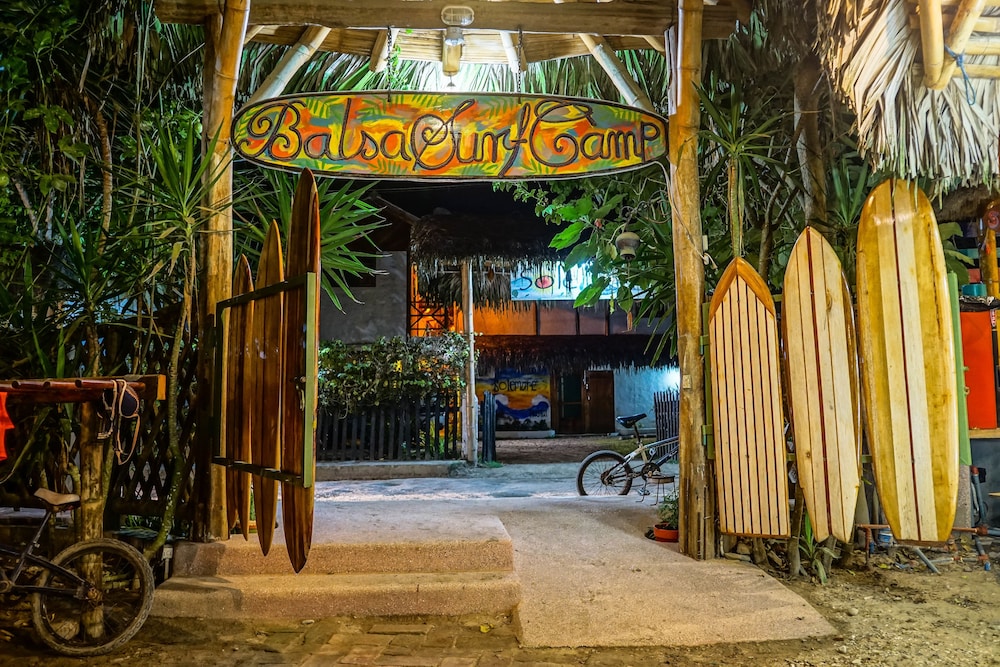 Hotel Balsa Surf Camp by Rotamundos - Image 1
