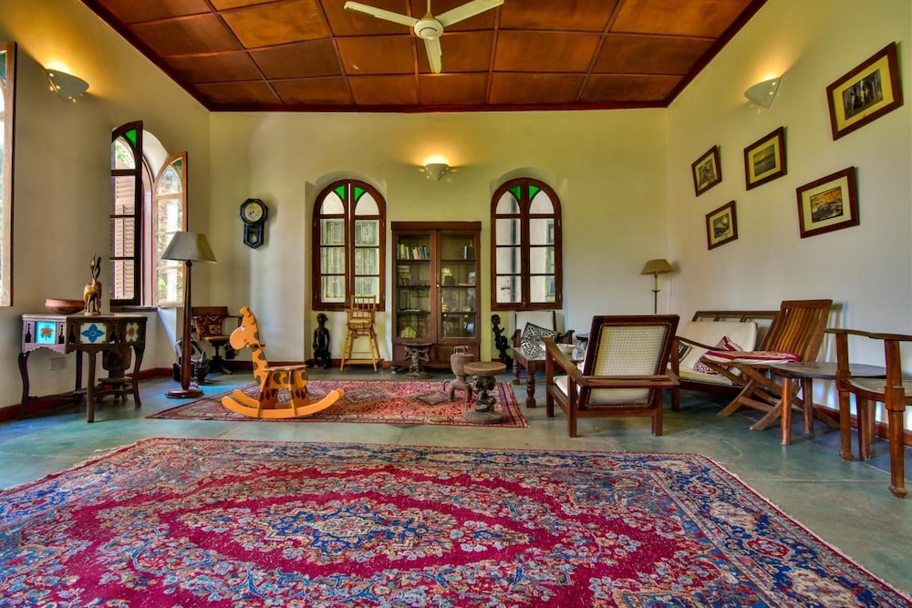 Hiliki House