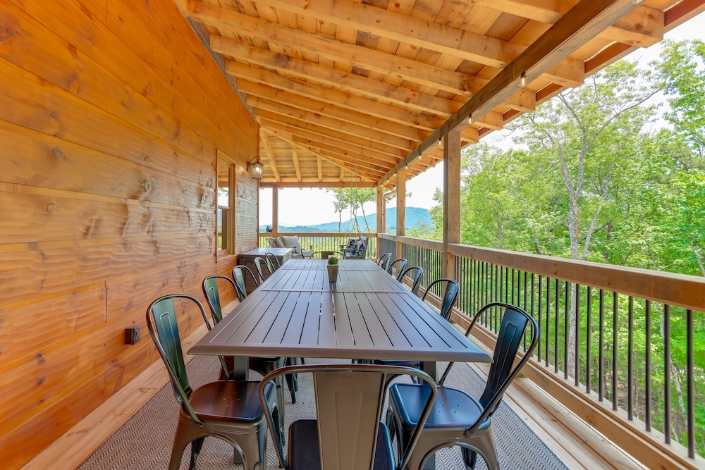 Blue Ridge Vacation Rental w/ Deck & Game Room! view 5