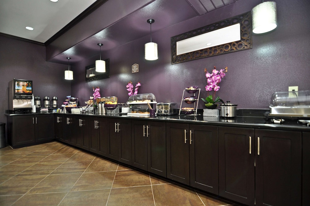 Best Western Giddings Inn & Suites