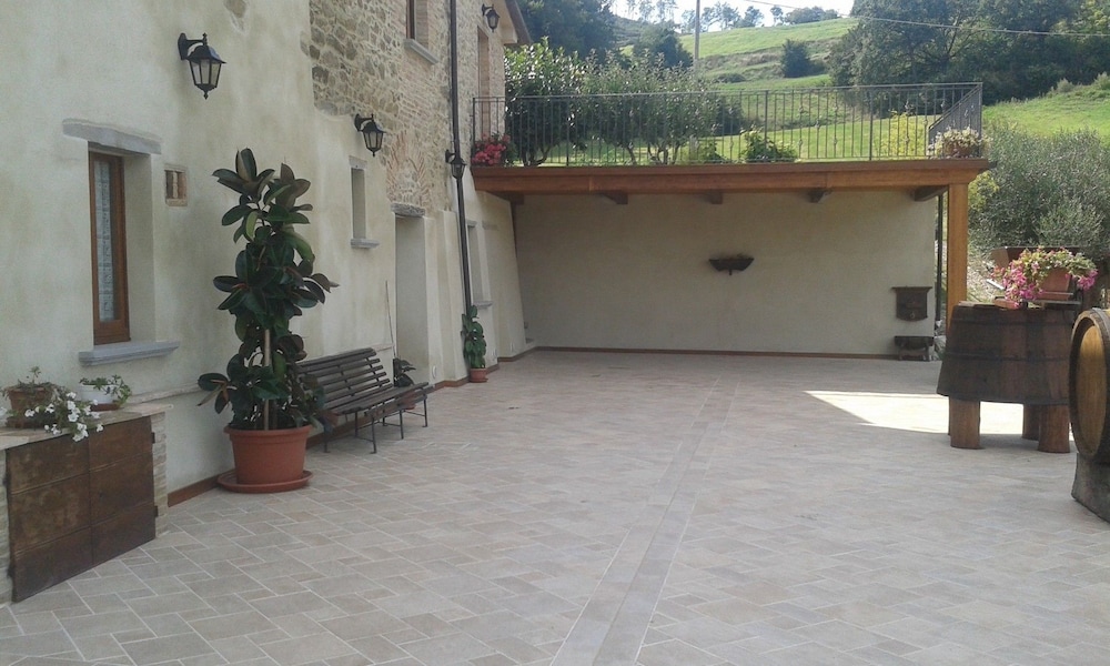 Photo 23