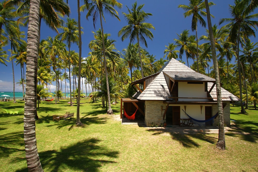 Hotel Pontal dos Carneiros Beach Bungalows - Image 1