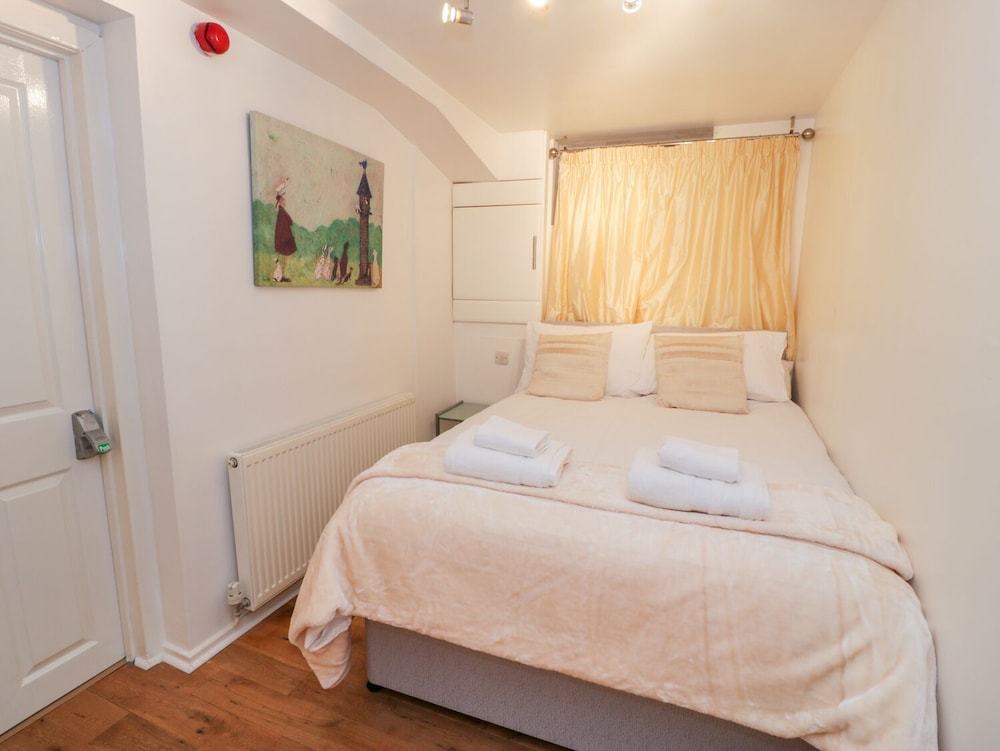 Preswylfa Apartment view 4
