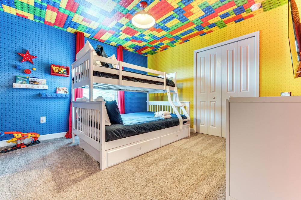 4 Mi to Old Town: Kissimmee Resort Home