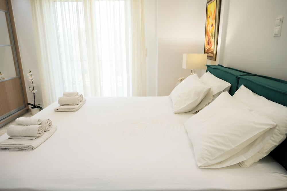 Keratea Luxury Villa - Athens Airport
