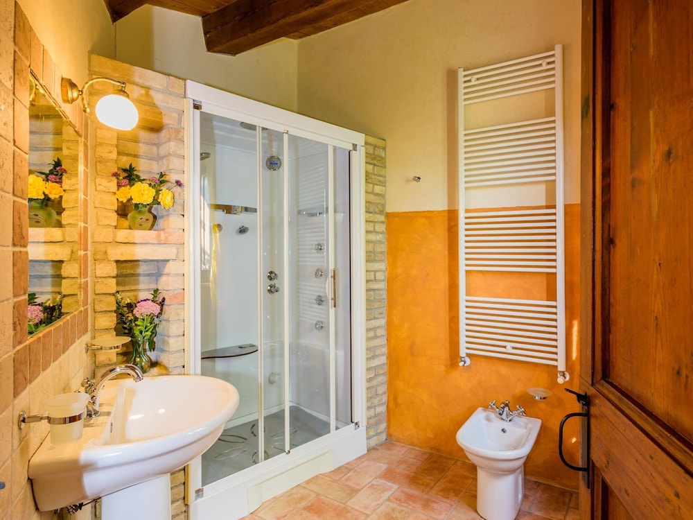 Relaxing Retreat in Le Marche view 2