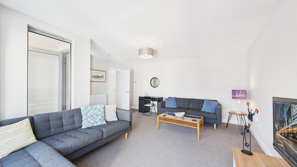 Union Road Where Coastal Calm Meets Conscious Living