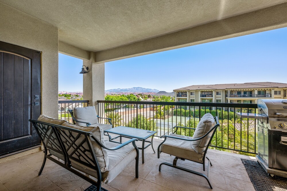 Sunset Point #w302 3 Bedroom Condo view 3