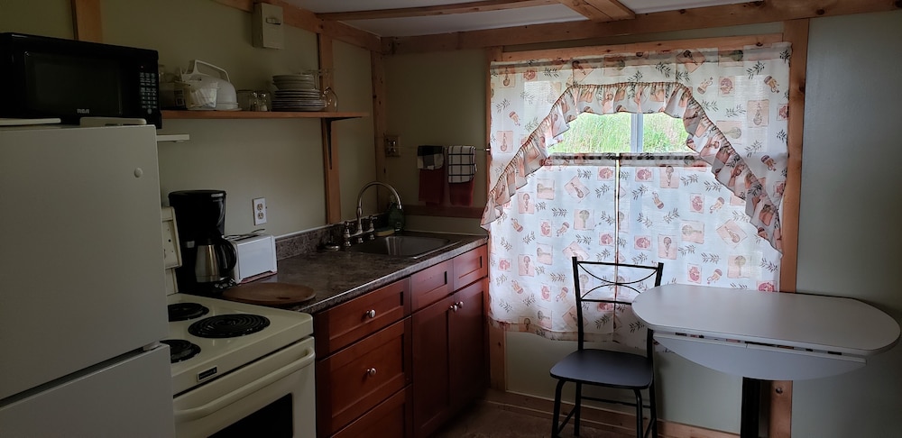 Jeddore Lodge Cabins