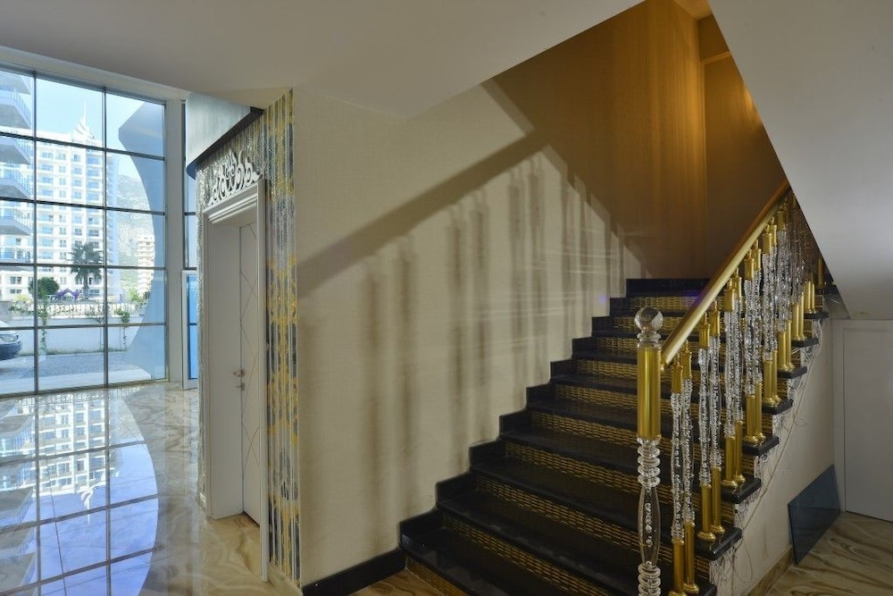 Calista Premium Residence