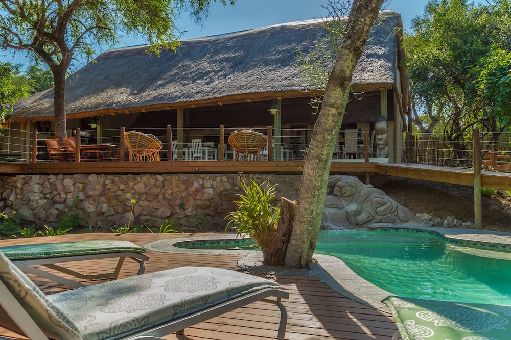 Panzi Lodge