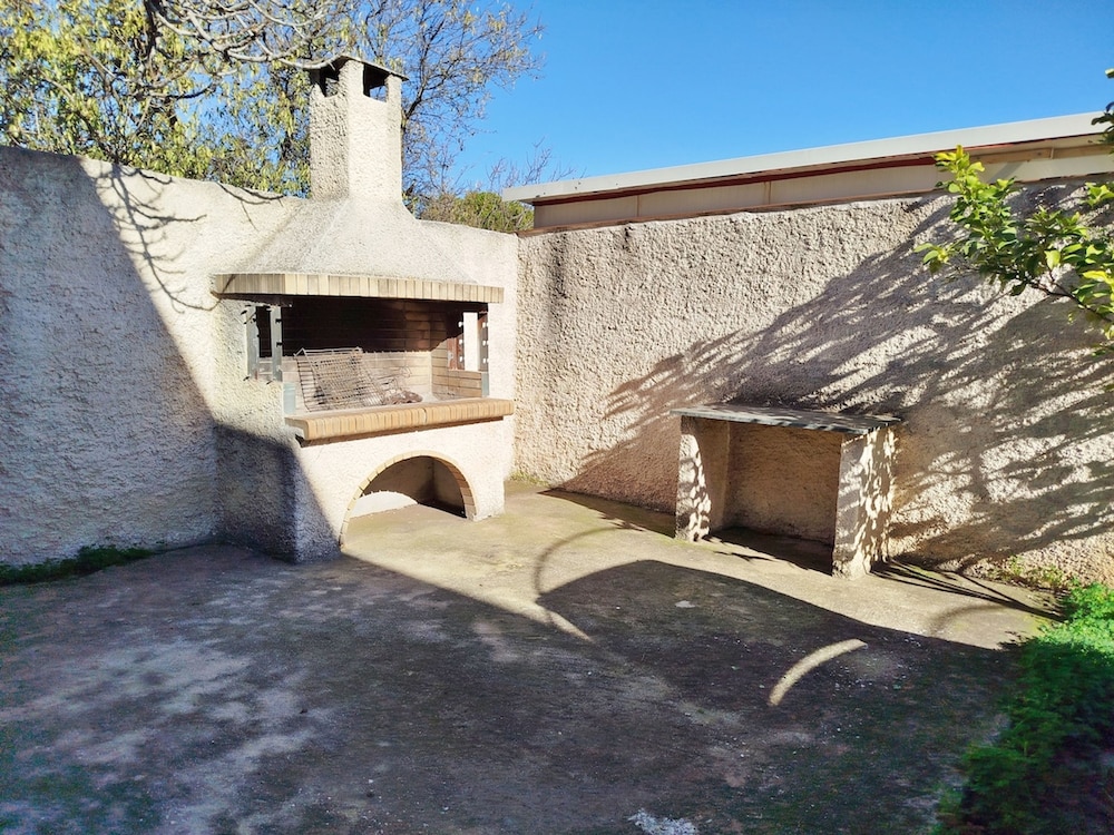 Two Bedrooms House Near Athens Airport