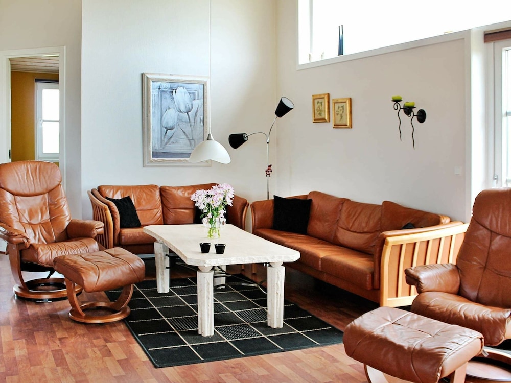 8 Person Holiday Home in Romo view 5
