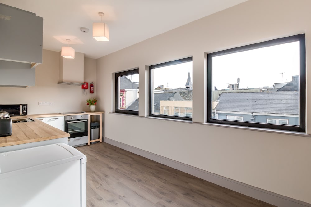 Central Park Apartment 2